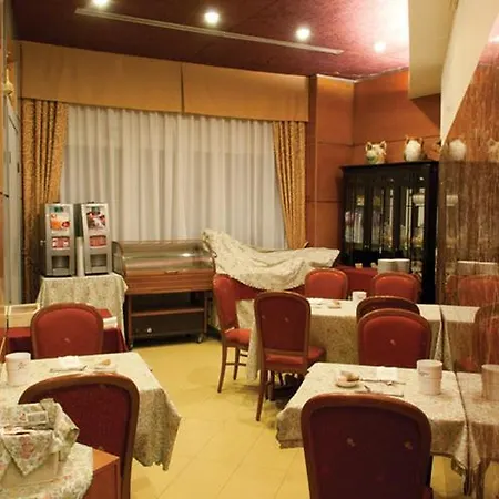 Arena 3*